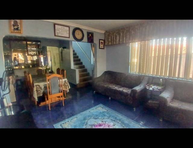 4 BEDROOM HOUSE FOR SALE IN CROSSMOOR